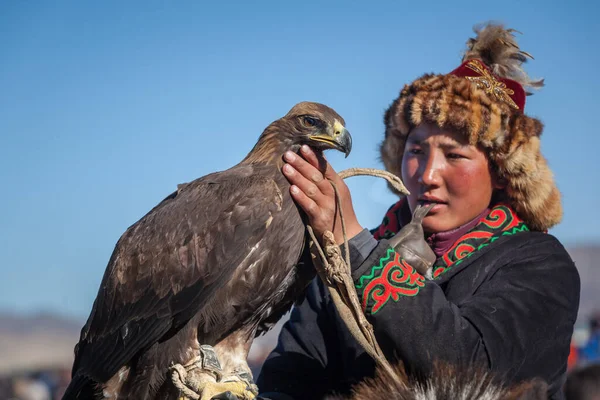 Казахская охота на беркут — стоковое фото