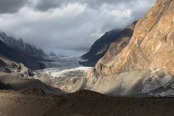 Vista Del Glaciar Valle Del Río Hunza Norte Pakistán Paisaje — Foto de Stock