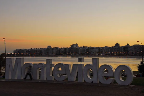Montevideo gün batımı