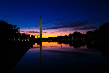 Washington DC 'deki Mavi Saat Anıtı