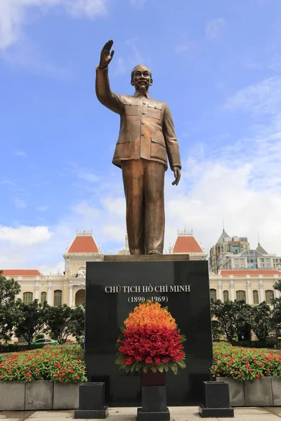 Пейзаж Фото Статуя Президента Мина Автор Фотографируется Городе Хошимин Большая — стоковое фото