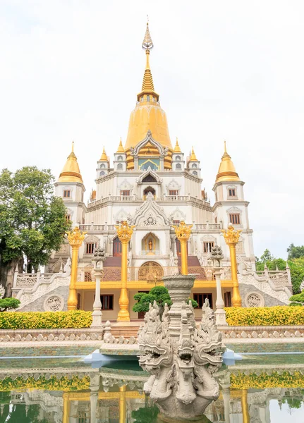 Manzara Fotoğrafı Buu Long Pagoda Viet Nam — Stok fotoğraf
