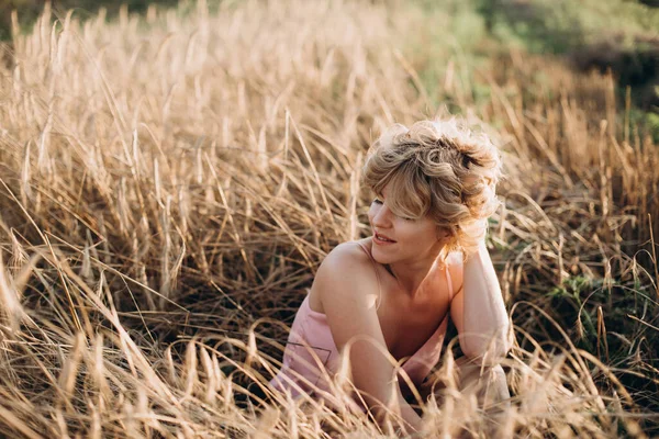 Freedom Happy Beautiful Woman Curly Hair Resting Summer Field Wheat — Stock Photo, Image