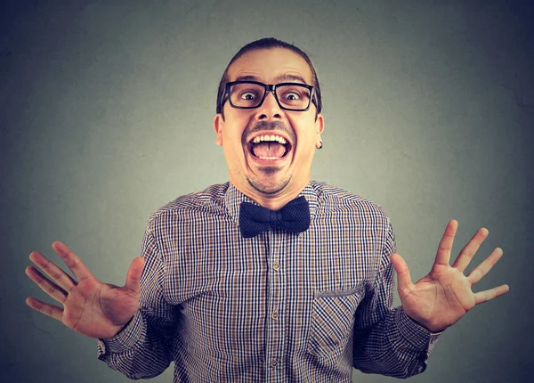 Homem Formal Alegre Óculos Olhando Super Emocionado Animado Com Ótimas — Fotografia de Stock