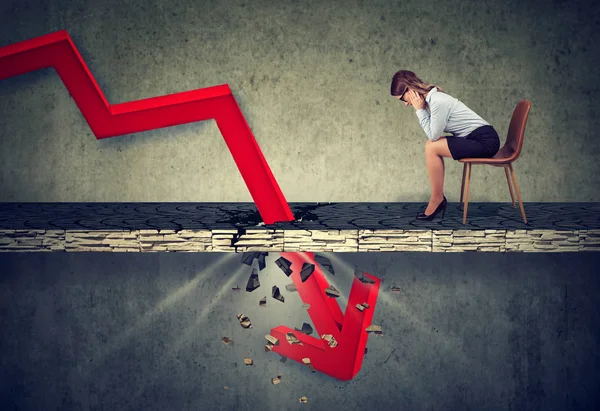 Depressed Business Woman Looking Falling Red Arrow Going Concrete Floor — Stock Photo, Image