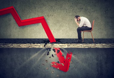 Depresif iş adamı ve finansal kriz kavramı 