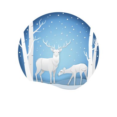 Kağıt sanatı ve dijital zanaat stili. Ormanda kış mevsiminde ve Noel gününde karlı geyik çiftleri.