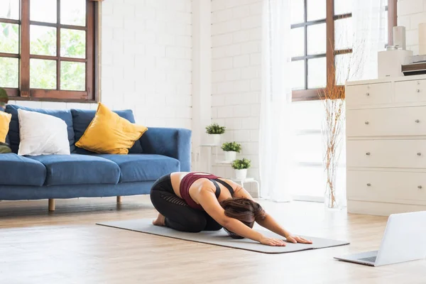 Junge Gesunde Asiatinnen Trainieren Hause Bewegen Fit Machen Yoga Home — Stockfoto
