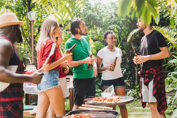 Group Diversity People Having Barbecue Barbeque Party Home Cooking Grilled — Stock Photo, Image