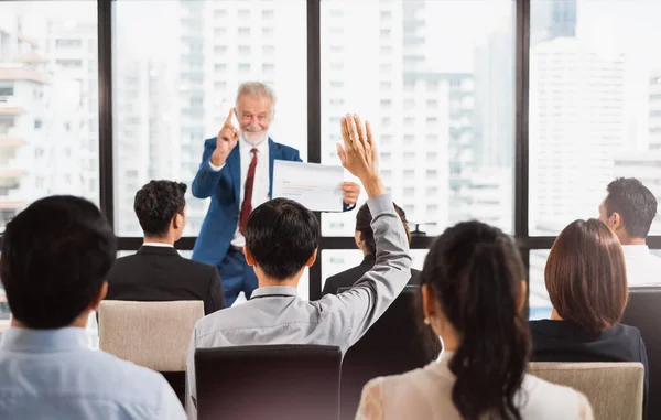 Group Business People Raise Hands Ask Question Answer Speaker Meeting — Stock Photo, Image