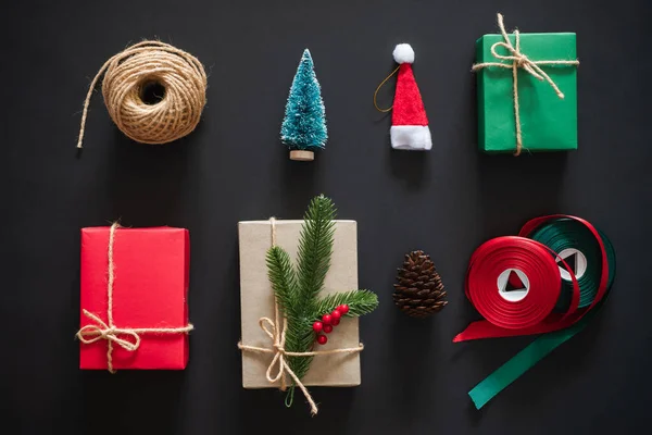 Fondo Navideño Con Composición Decoración Navideña Sobre Fondo Negro Vista — Foto de Stock