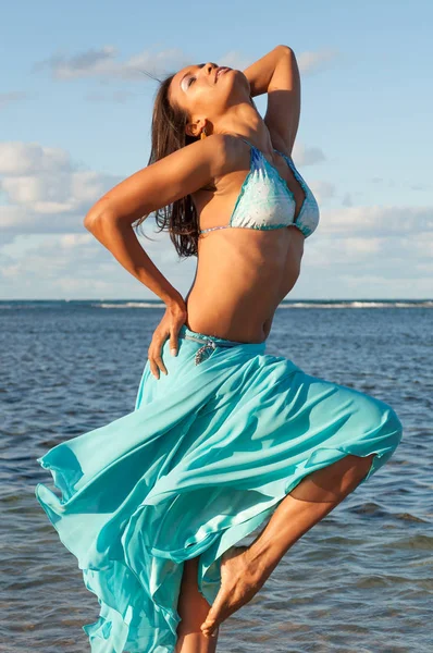 Portret Dominikanki Girl dressing bikini — Zdjęcie stockowe
