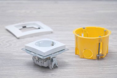 Gri zemin arka planda rozet yakın çekim.