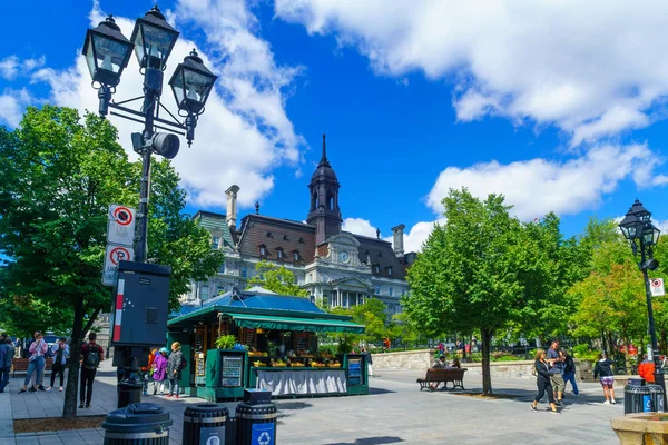 Montreal Canadá Setembro 2018 Cena Praça Vauquelin Com Moradores Visitantes — Fotografia de Stock