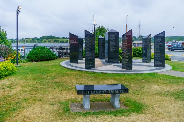 Lunenburg Canada September 2018 Monument Lost Fishermen Lunenburg Nova Scotia — Stock Photo, Image