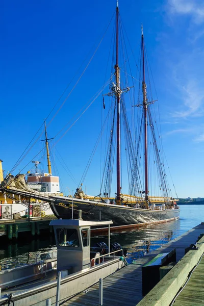 Χάλιφαξ Καναδάς Σεπτεμβρίου 2018 Bluenose Αλιευτικές Schooner Τους Ντόπιους Και — Φωτογραφία Αρχείου