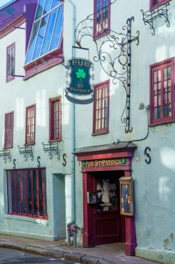 Québec, Kanada - 27 Eylül 2018: Eski şehir, Quebec City, Quebec, Kanada yerel bir pub görünümünü