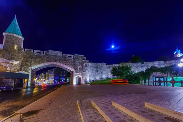 Night View Porte Saint Jean Gate Quebec City Walls Quebec — Stock Photo, Image