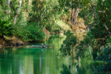 Ürdün Nehri ve Yardenit Vaftiz Alanı. Kuzey İsrail