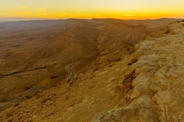 Zachód Słońca Widok Hamakhtesh Hagadol Duży Krater Pustyni Negev Południowym — Zdjęcie stockowe