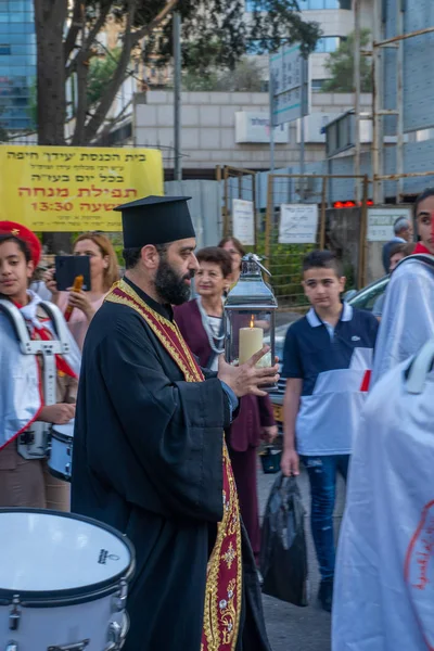 Heilige zaterdag Parade, onderdeel van de orthodoxe Paasviering in Hai — Stockfoto