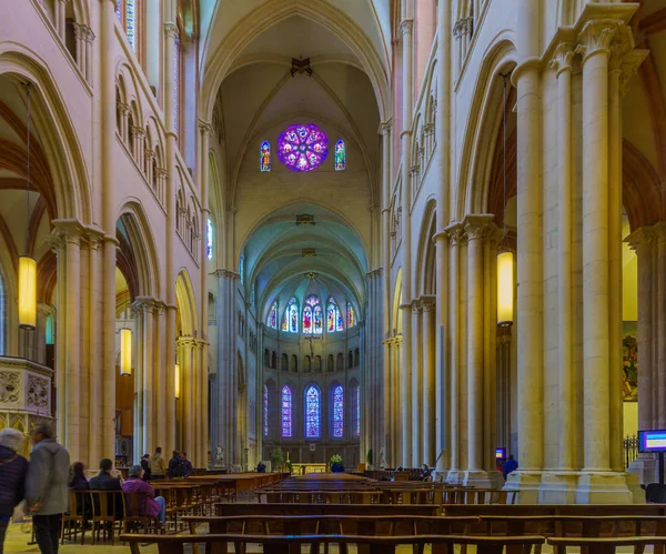 Catedral de Saint-Jean, na antiga Lyon — Fotografia de Stock