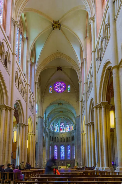 Cattedrale di Saint-Jean, nella vecchia Lione — Foto Stock