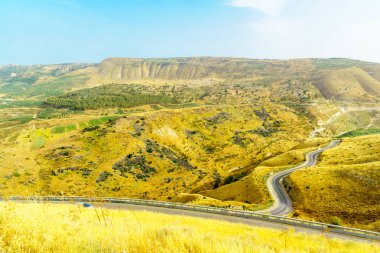 Golan Tepeleri 'nin peyzaj ve Yarmouk Nehri Vadisi