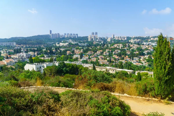 Neighborhoods on Mount Carmel, Haifa — Stock Photo, Image