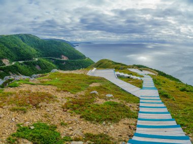 Cape Breton Highlands Ulusal Parkı 'ndaki ufuk çizgisi manzarası, Nova Scotia, Kanada