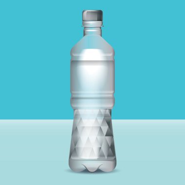 Mavi arka planda plastik su şişesi