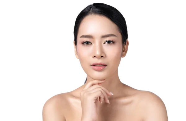 美容皮膚健全な顔と美しい若いアジア女性を閉じる — ストック写真