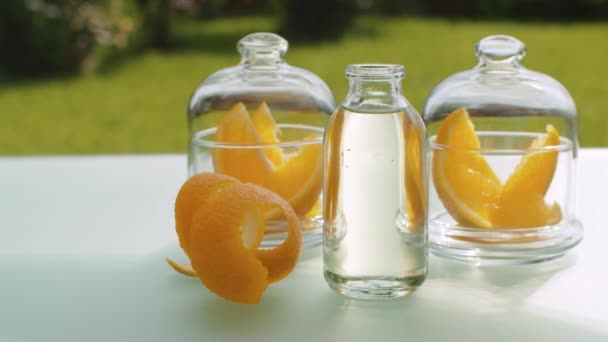 Ralladura de naranja y aceite base — Vídeo de stock