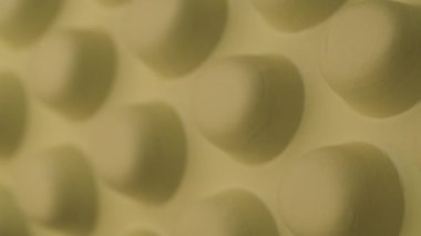 Masajcının yeşil kauçuk yüzeyi