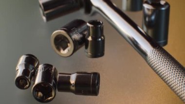 Alet biti ayarlandı, el cırcırlı.