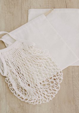 Eko çanta ve yeniden kullanılabilir ağ torbaları. Sıfır atık 