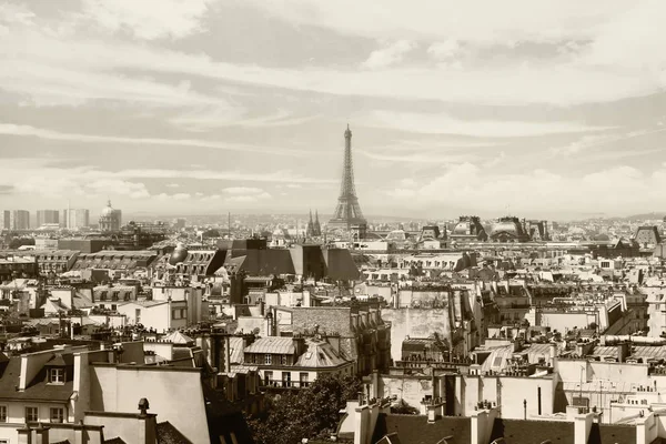 巴黎埃菲尔铁塔在巴黎 — 图库照片
