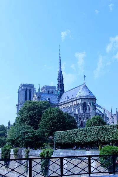 Στον Καθεδρικό Ναό Notre Dame Του Παρισιού Στη Γαλλία — Φωτογραφία Αρχείου