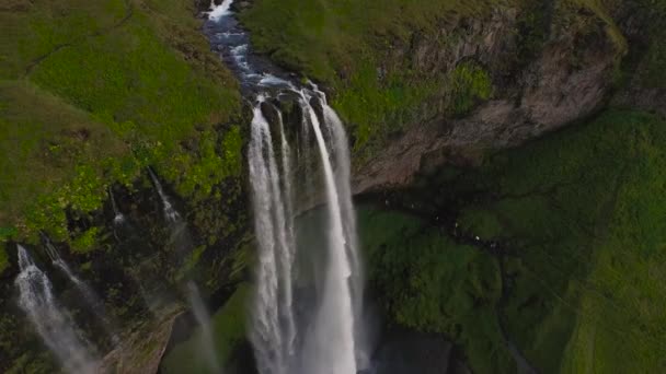 Quadro aero em iceland, cachoeira e natureza — Vídeo de Stock