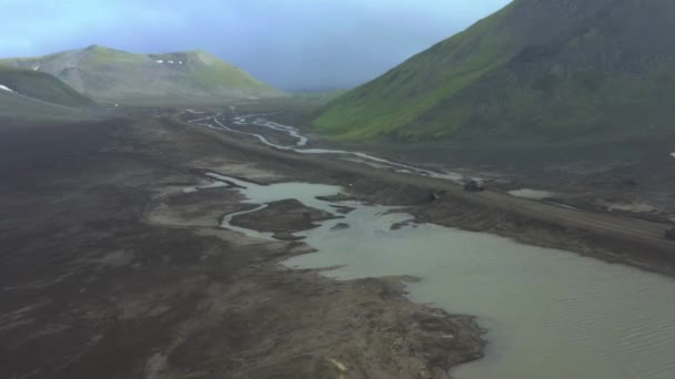 Εναέρια λήψη της Kamchatka, τη φύση, την παραλία, τα βουνά και τα ηφαίστεια — Αρχείο Βίντεο