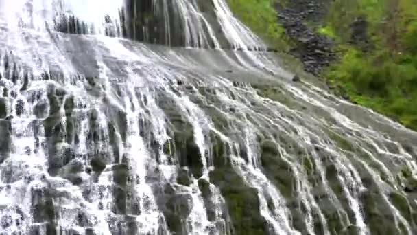 Ripresa aerea da Kamchatka, cascata, natura, montagne, — Video Stock