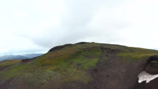 Prise de vue aérienne du Kamchatka, montagnes naturelles et volcans — Video