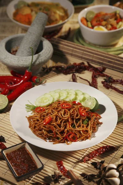 Menutup Dari Mie Goreng Piring — Stok Foto