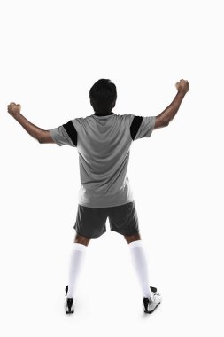 Bir futbolcu tezahürat yapıyor