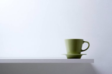 Kahve fincanı ve çay tabağı.