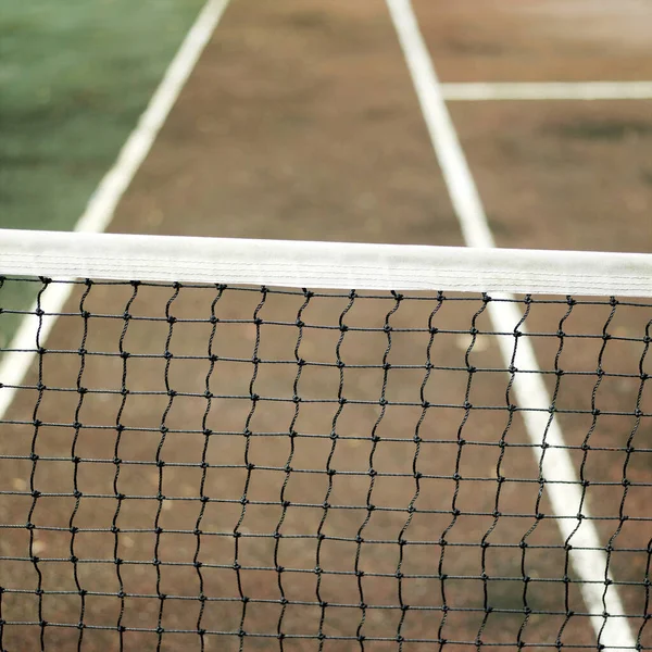 Tenis Ağı 'nın açığını kapatın. 