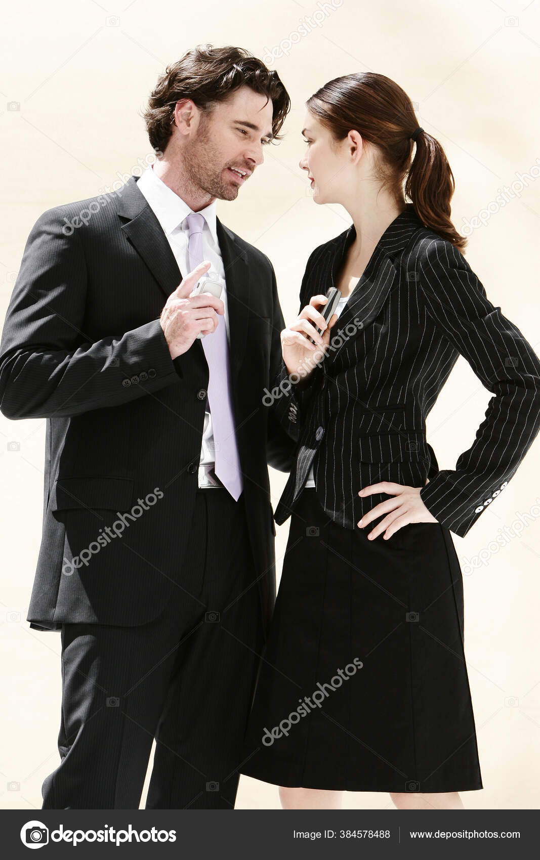 难道是他吗..? 纹身侧影，名字... Dwayne 在Instagram 上也说了3 月16 日的The Foundation... :  r/FortNiteBR, image size:1067x1700