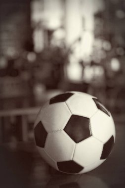 Bir futbol topuna odaklan