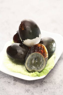 Century Egg 'e yakın. 