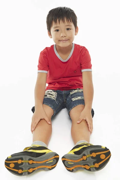 Lindo Chico Sonriendo Cámara — Foto de Stock